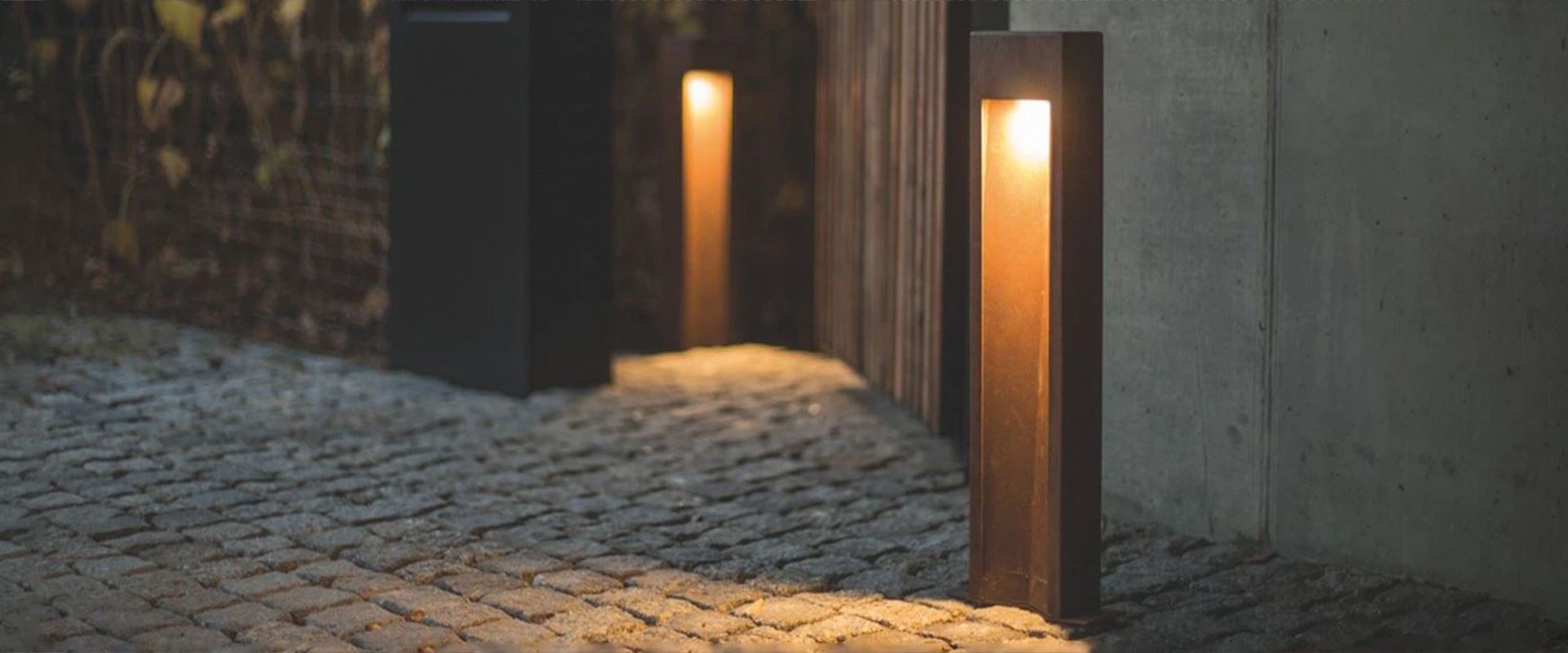 Outoors Patio Pathway Landscape Garden